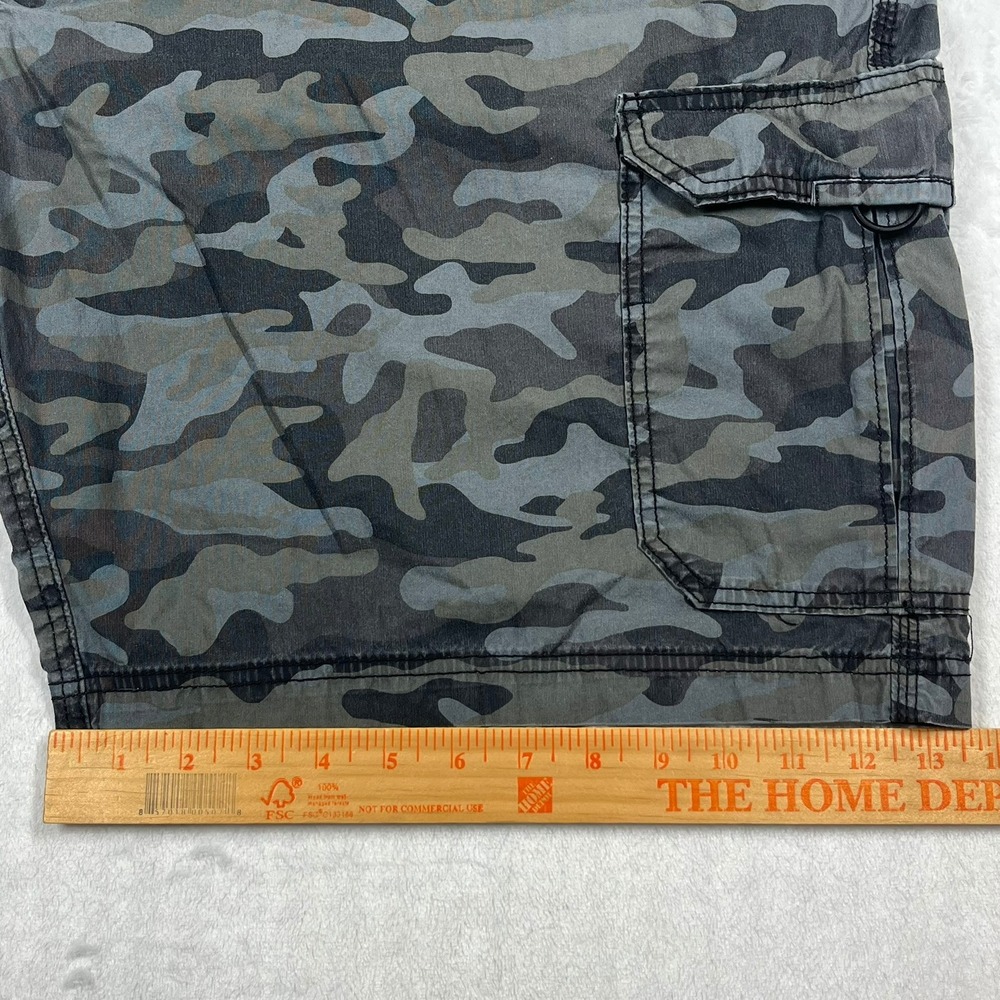 Lee Cargo Shorts Mens 50 Gray Camo Extreme Motion Stretch Performance Utility - Picture 10 of 12